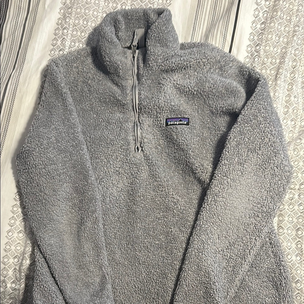 Medium size gray women’s Patagonia